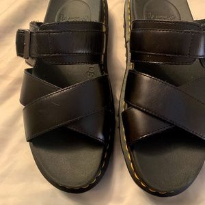 Dr martens air weir